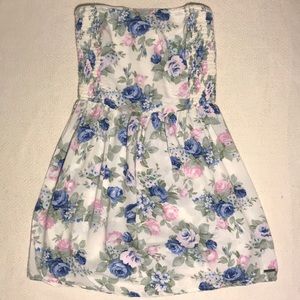 Abercrombie & Fitch White Strapless Dress Size M